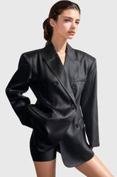 Blazer holgado de cuero negro